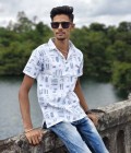 Встретьте Мужчинa : Avi, 22 лет до Индия  Nashik